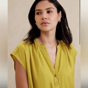 J-Crew • button Dolman • Green Tea • Size S